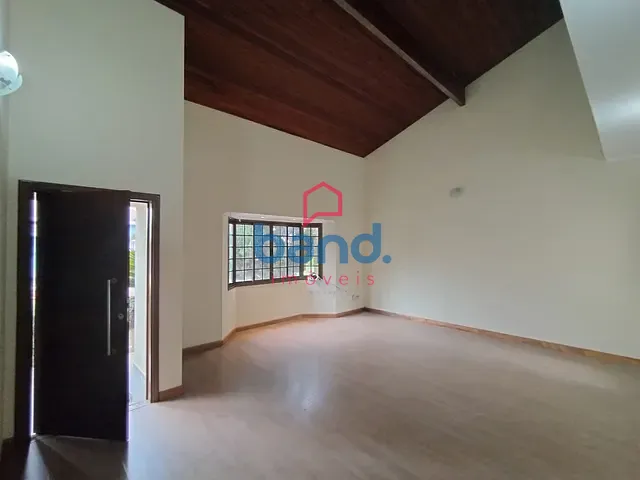 Casa 3 quartos e 3 banheiros, para alugar, no bairro Rafael Alcalá em Porto Feliz