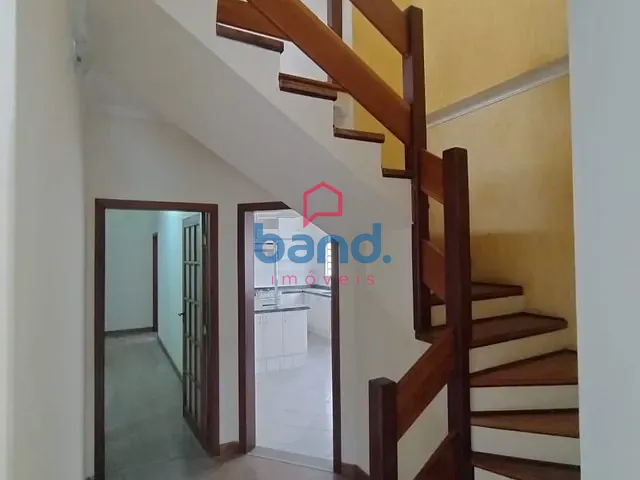 Casa 3 quartos e 3 banheiros, para alugar, no bairro Rafael Alcalá em Porto Feliz