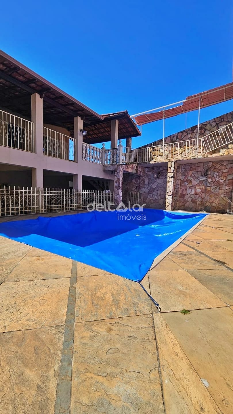 Casa para alugar com 5 quartos, 360m² - Foto 4