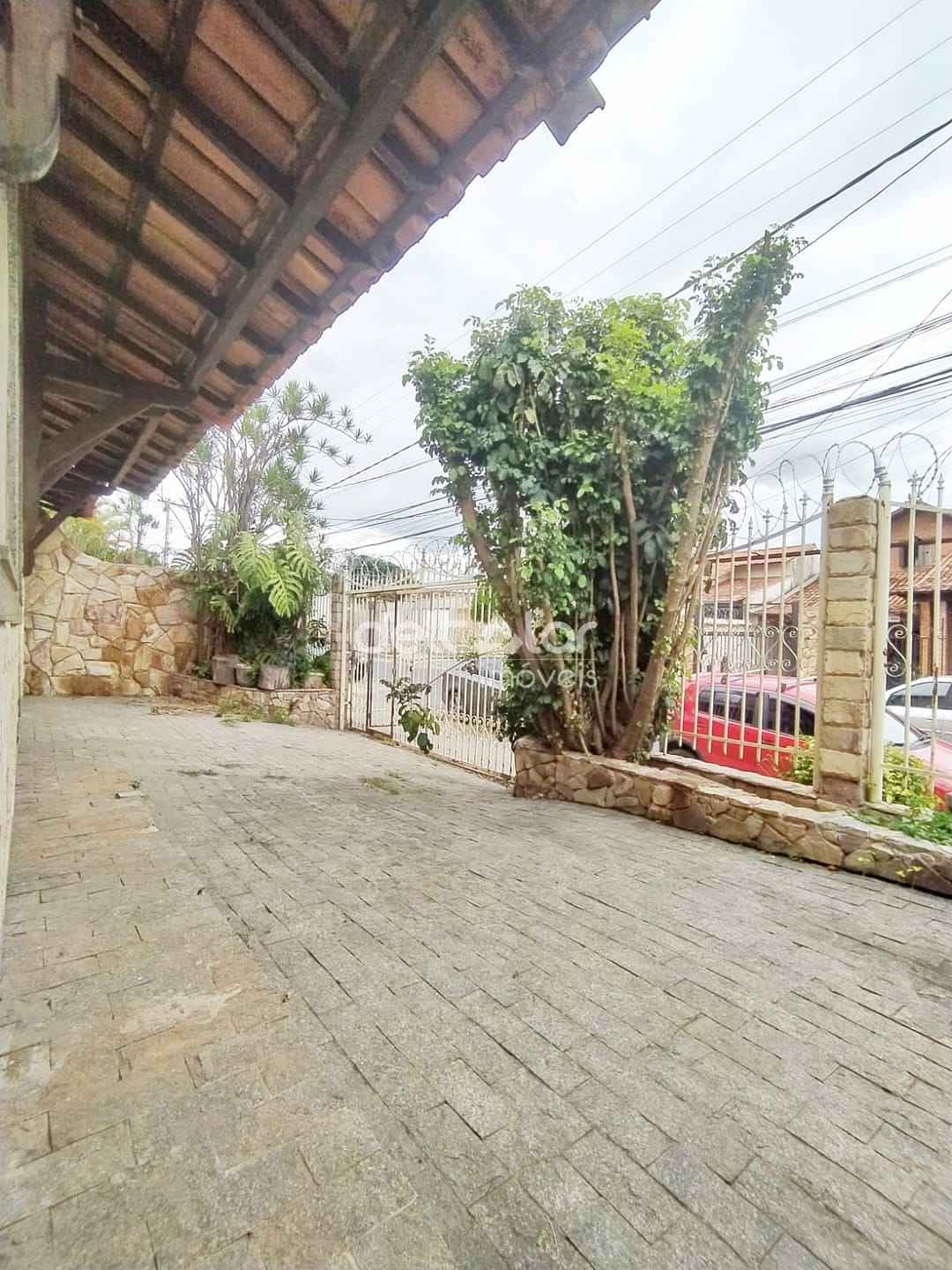 Casa para alugar com 5 quartos, 360m² - Foto 14