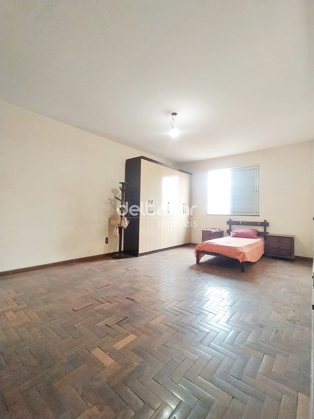 Casa para alugar com 5 quartos, 360m² - Foto 46