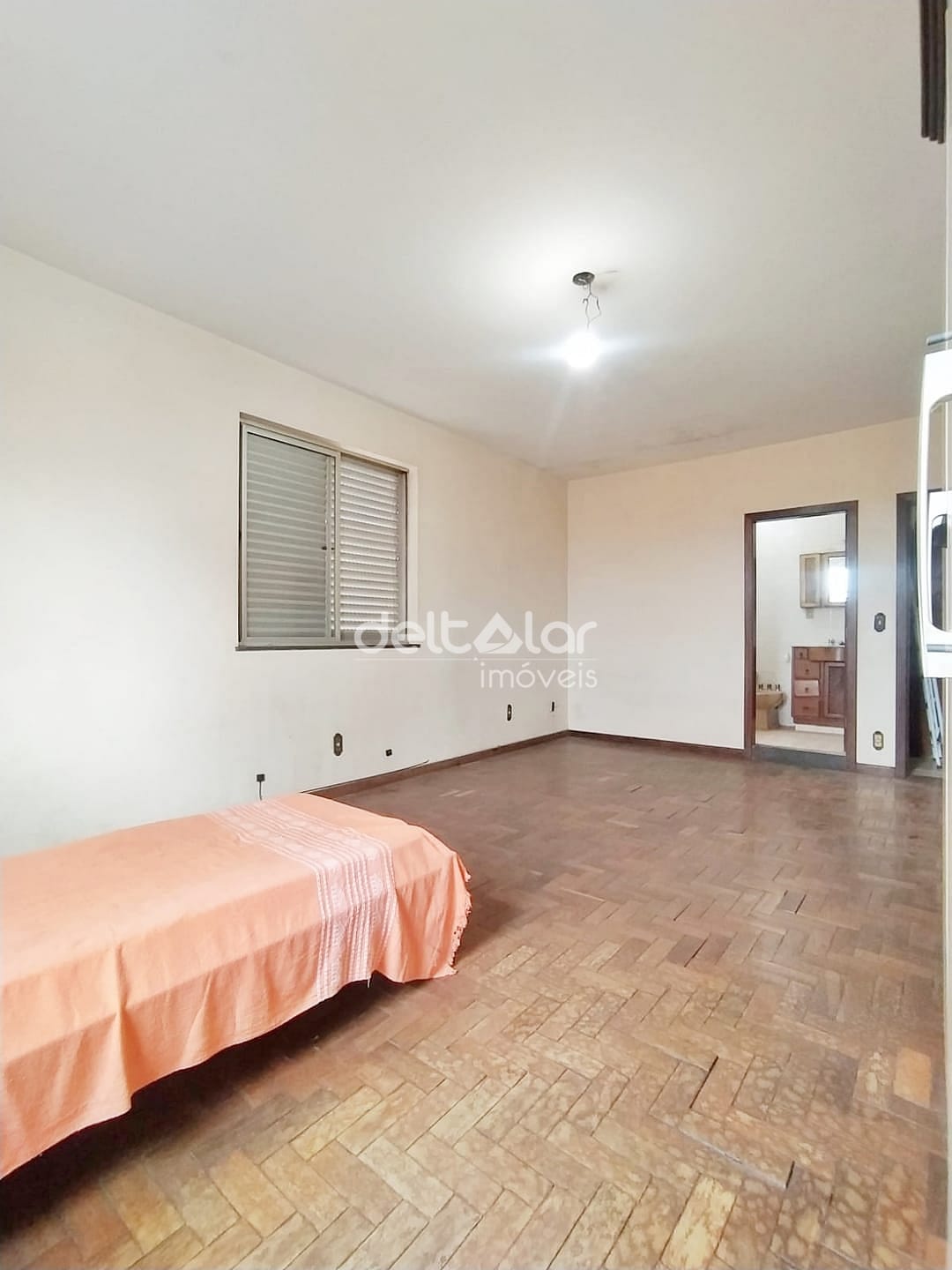 Casa para alugar com 5 quartos, 360m² - Foto 45