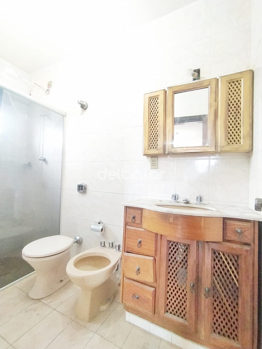 Casa para alugar com 5 quartos, 360m² - Foto 43