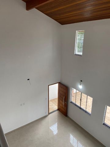 Casa com 225m² 3 quartos e 1 banheiro, à venda, no bairro Vila São Geraldo  em Taubaté
