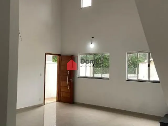 Casa com 225m² 3 quartos e 1 banheiro, à venda, no bairro Vila São Geraldo em Taubaté