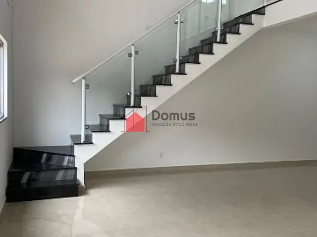 Casa com 225m² 3 quartos e 1 banheiro, à venda, no bairro Vila São Geraldo em Taubaté