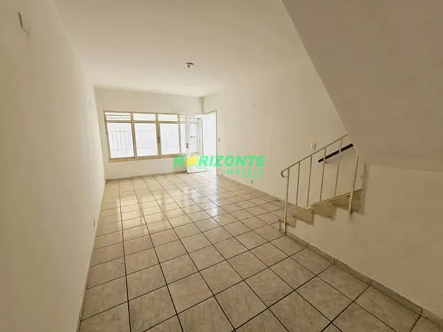 Casa com 122m² 2 quartos e 3 banheiros, à venda, no bairro Jardim Bela Vista em São José dos Campos