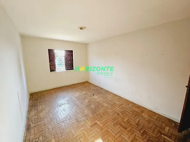 Casa com 122m² 2 quartos e 3 banheiros, à venda, no bairro Jardim Bela Vista em São José dos Campos