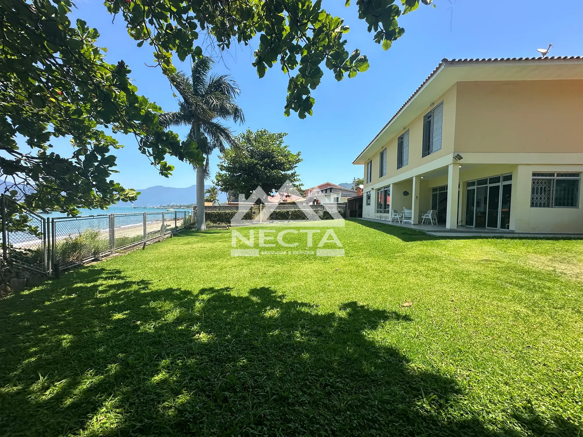 Casa, 4 quartos, 458 m² - Foto 1