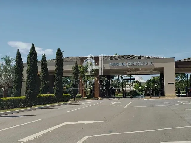 Casa com 450m² 4 quartos e 5 banheiros, à venda, no bairro Residencial Granville em Goiânia