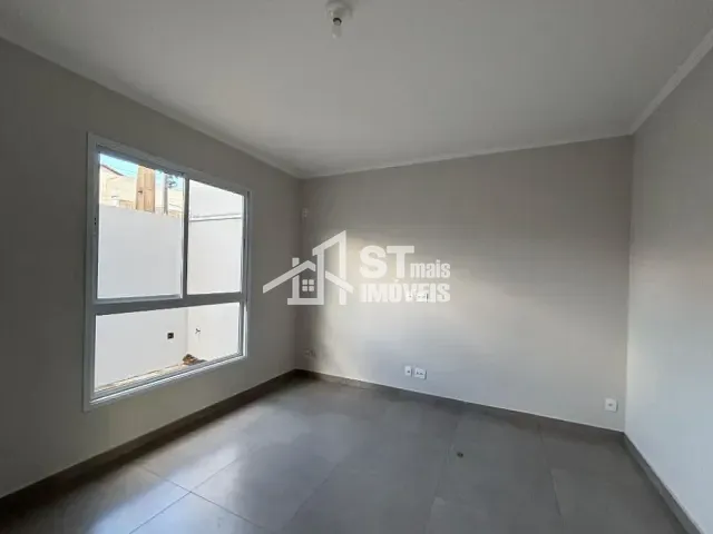 Casa 2 quartos e 1 banheiro, para alugar, no bairro Jardim Mirante em Andradas