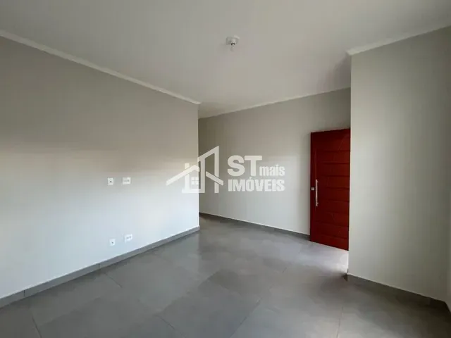 Casa 2 quartos e 1 banheiro, para alugar, no bairro Jardim Mirante em Andradas