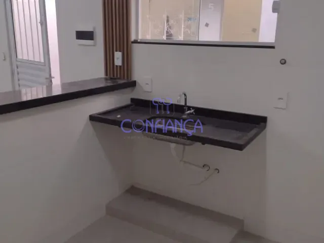 Casa 1 quarto e 2 banheiros, à venda, no bairro Bangu em Rio de Janeiro