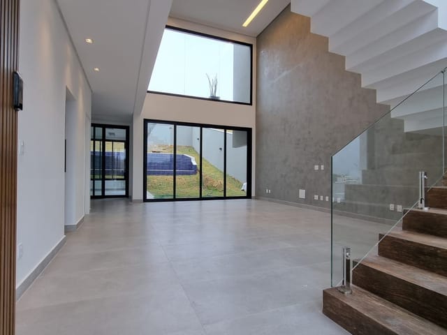 Casa com 472m² 4 quartos e 5 banheiros, à venda, no bairro Condomínio Residencial Alphaville em São José dos Campos