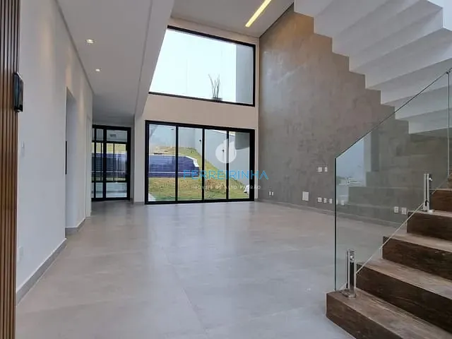 Casa com 472m² 4 quartos e 5 banheiros, à venda, no bairro Condomínio Residencial Alphaville em São José dos Campos