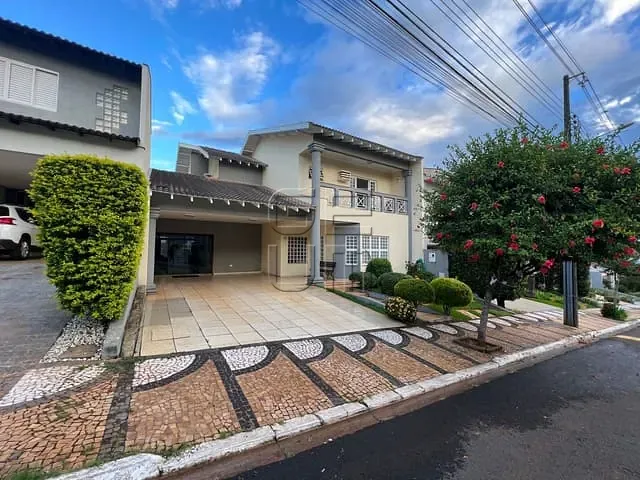 Casa com 420m² 4 quartos e 3 banheiros, à venda ou para alugar, no bairro Terras de Santana II em Londrina
