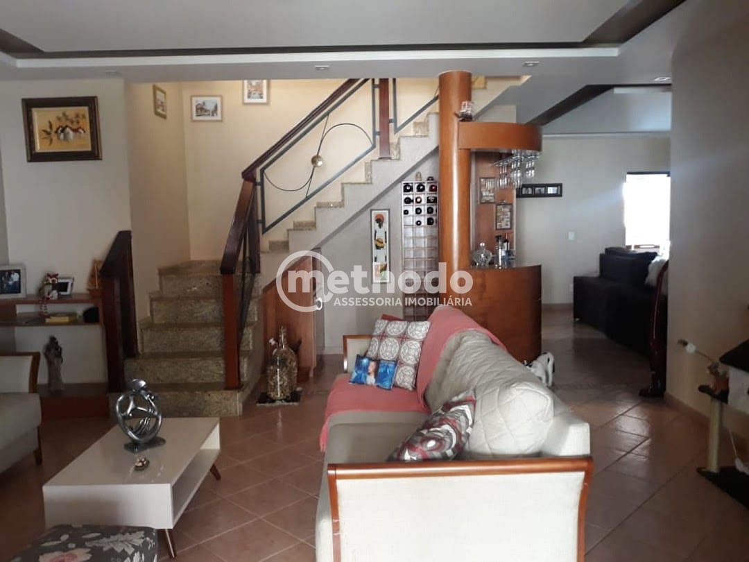 Casa, 4 quartos, 400 m² - Foto 1