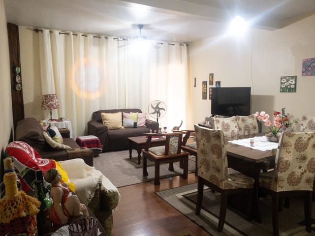 Casa com 275m² 4 quartos e 2 banheiros, à venda, no bairro Areal em Pelotas