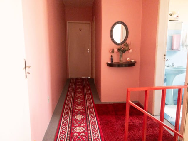 Casa com 275m² 4 quartos e 2 banheiros, à venda, no bairro Areal em Pelotas