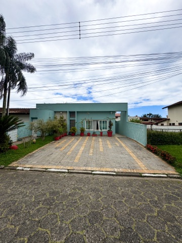 Casa com 360m² 4 quartos e 3 banheiros, à venda, no bairro Centro em Bertioga