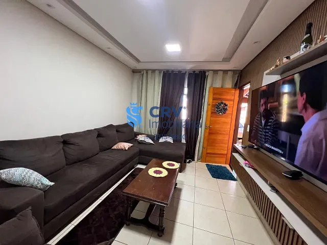 Casa com 198m² 3 quartos e 2 banheiros, à venda, no bairro Antares em Londrina
