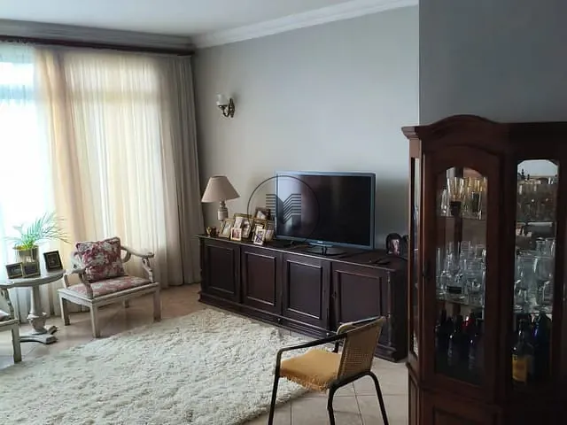 Casa para alugar, no bairro Pedregulho em Guaratinguetá