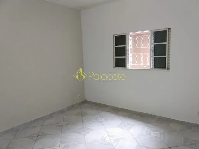 Casa com 125m² 1 quarto e 1 banheiro, à venda, no bairro Jardim Santa Luzia em Pindamonhangaba
