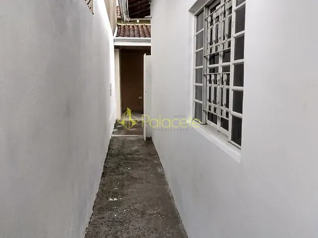 Casa com 125m² 1 quarto e 1 banheiro, à venda, no bairro Jardim Santa Luzia em Pindamonhangaba
