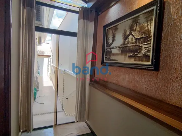 Casa 3 quartos e 4 banheiros, para alugar, no bairro Rafael Alcala em Porto Feliz