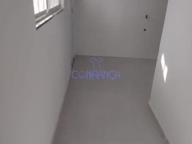 Casa 2 quartos e 1 banheiro, à venda, no bairro Bangu em Rio de Janeiro
