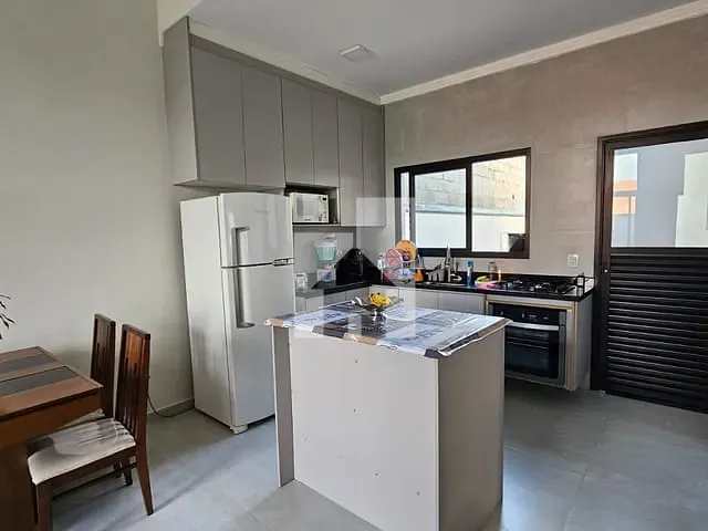 Casa com 289m² 3 quartos e 2 banheiros, à venda, no bairro Jardim Itália em Itupeva