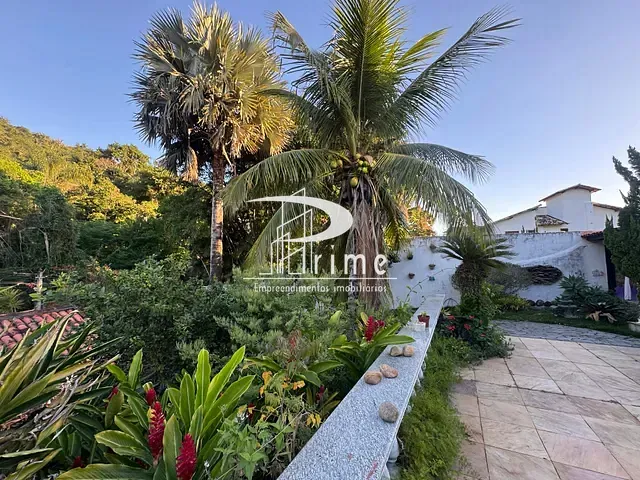 Casa com 760m² 3 quartos e 3 banheiros, à venda, no bairro Itaipu em Niterói