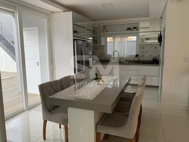 Casa com 400m² 3 quartos e 2 banheiros, à venda, no bairro Passo dos Fortes em Chapecó