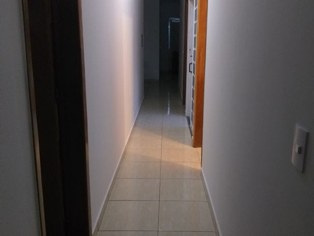 Casa com 187m² 3 quartos e 2 banheiros, à venda, no bairro Califórnia em Londrina