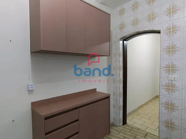 Casa 3 quartos e 1 banheiro, para alugar, no bairro Centro em Porto Feliz