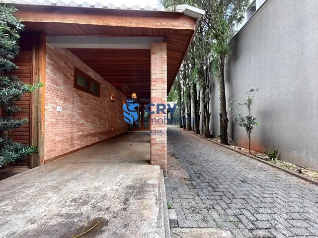 Casa com 612m² 2 quartos e 3 banheiros, à venda ou para alugar, no bairro Jardim Higienópolis em Londrina