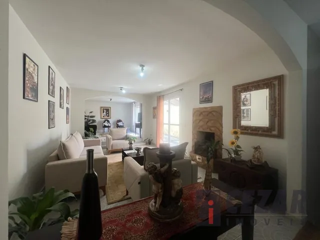 Casa com 500m² 3 quartos e 4 banheiros, à venda, no bairro Bairro Alto em Curitiba