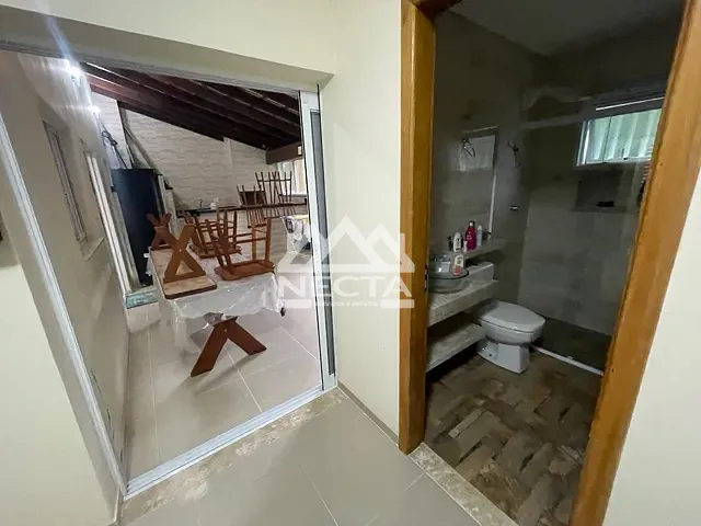 Casa com 380m² 3 quartos e 3 banheiros, à venda, no bairro Mar Verde II em Caraguatatuba
