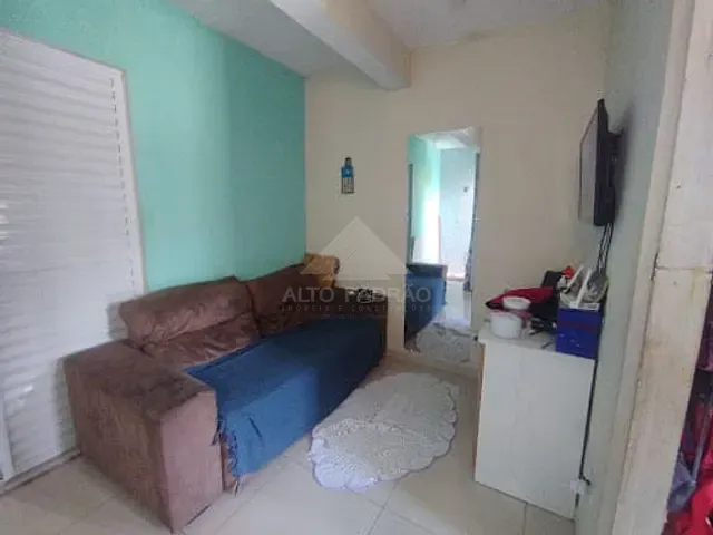 Casa com 125m² 3 quartos e 3 banheiros, à venda, no bairro Jardim Guapituba em Mauá