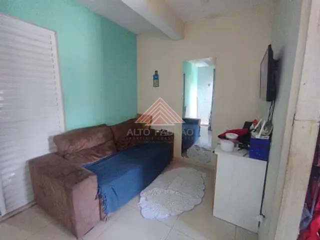 Casa com 125m² 3 quartos e 3 banheiros, à venda, no bairro Jardim Guapituba em Mauá