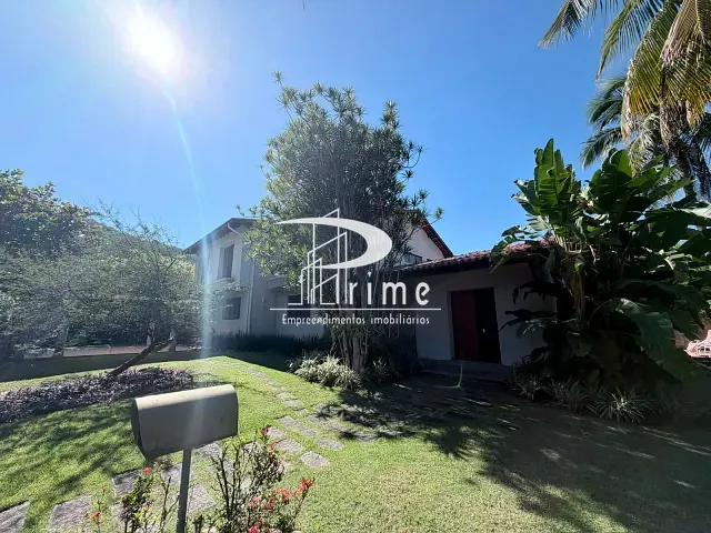 Casa com 800m² 4 quartos e 3 banheiros, à venda, no bairro Piratininga em Niterói