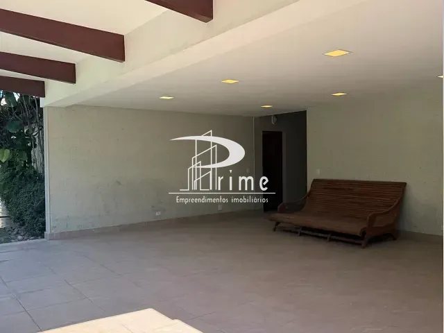 Casa com 800m² 4 quartos e 3 banheiros, à venda, no bairro Piratininga em Niterói