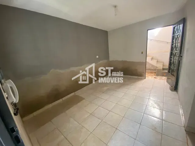Casa 3 quartos e 1 banheiro, para alugar, no bairro Jardim Santa Bárbara em Andradas