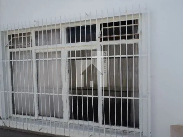 Casa com 500m² 3 quartos e 2 banheiros, à venda, no bairro Caxambu em Jundiaí