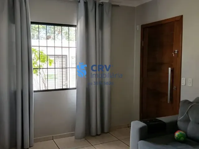 Casa com 294m² 4 quartos e 4 banheiros, à venda, no bairro Bandeirantes em Londrina