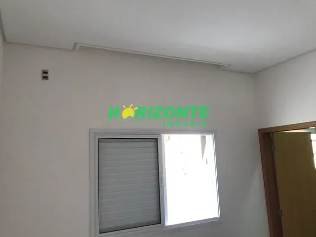 Casa com 250m² 3 quartos e 5 banheiros, à venda, no bairro Caçapava Velha em Caçapava