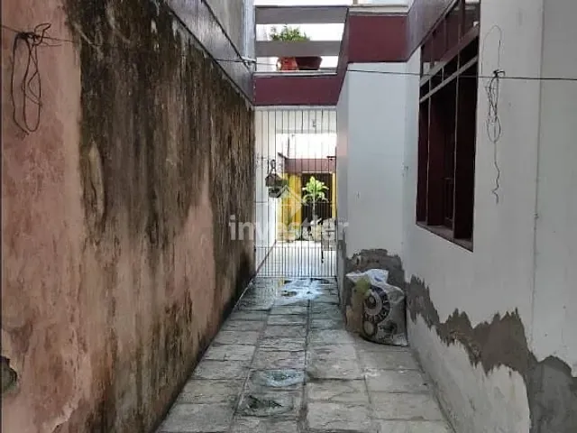 Casa com 420m² 5 quartos e 2 banheiros, à venda, no bairro Jardim Tavares em Campina Grande