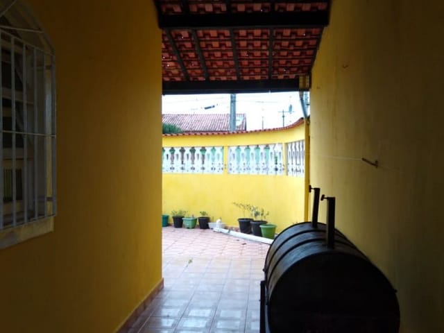 Casa com 260m² 3 quartos e 3 banheiros, à venda, no bairro Jardim das Palmeiras em Itanhaém