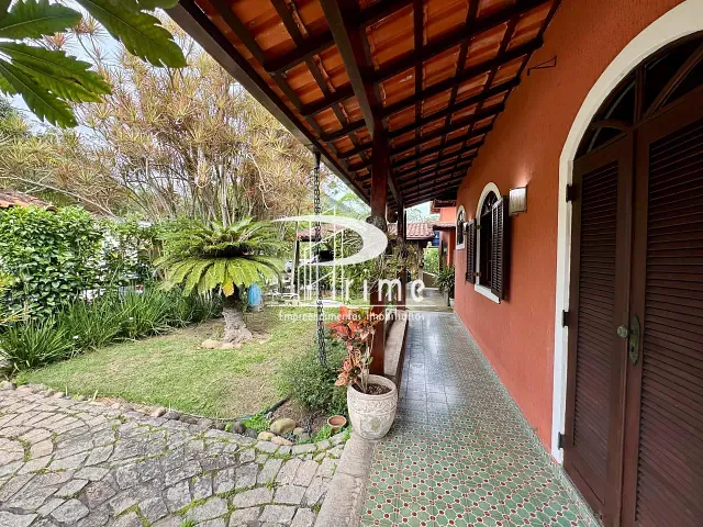 Casa com 1800m² 3 quartos e 7 banheiros, à venda, no bairro Vila Progresso em Niterói