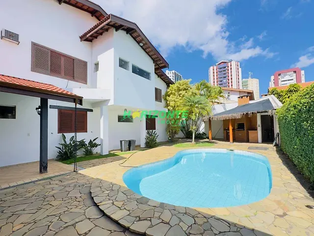 Casa com 580m² 4 quartos e 6 banheiros, à venda, no bairro Condomínio Bosque Imperial em São José dos Campos